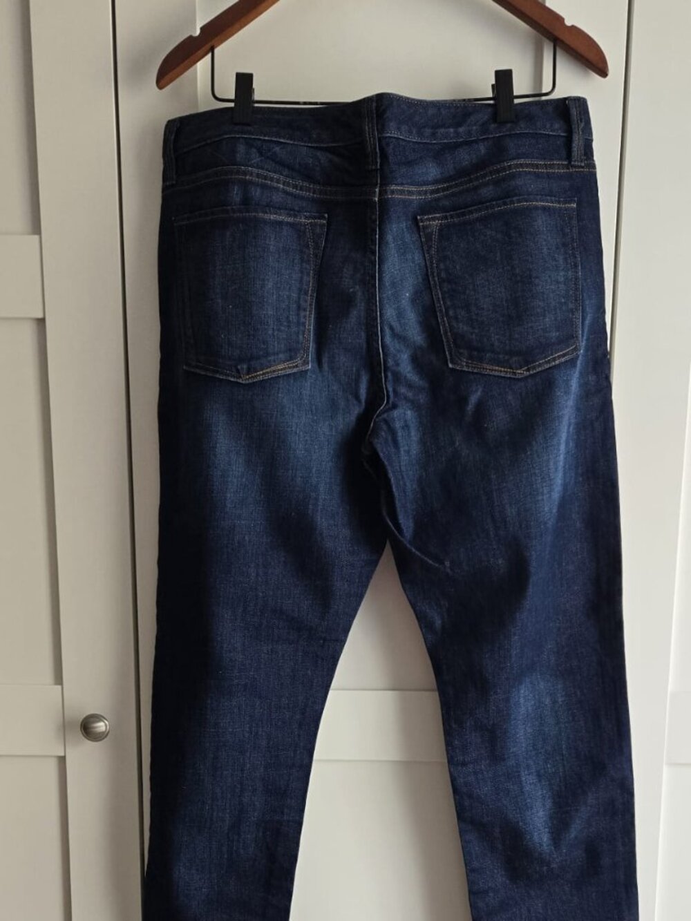 Banana Republic Dark Wash Straight Leg Jeans 32R EUC - Picture 13 of 13